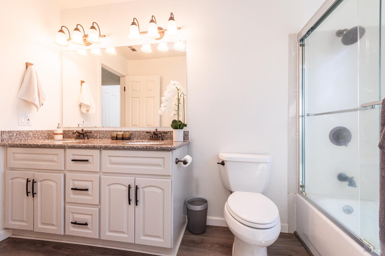 1913 Hopper Way Yountville CA 94599