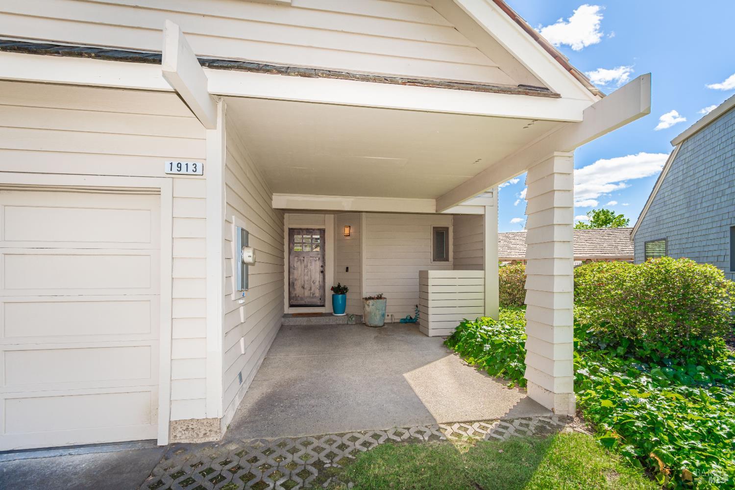 1913 Hopper Way Yountville CA 94599