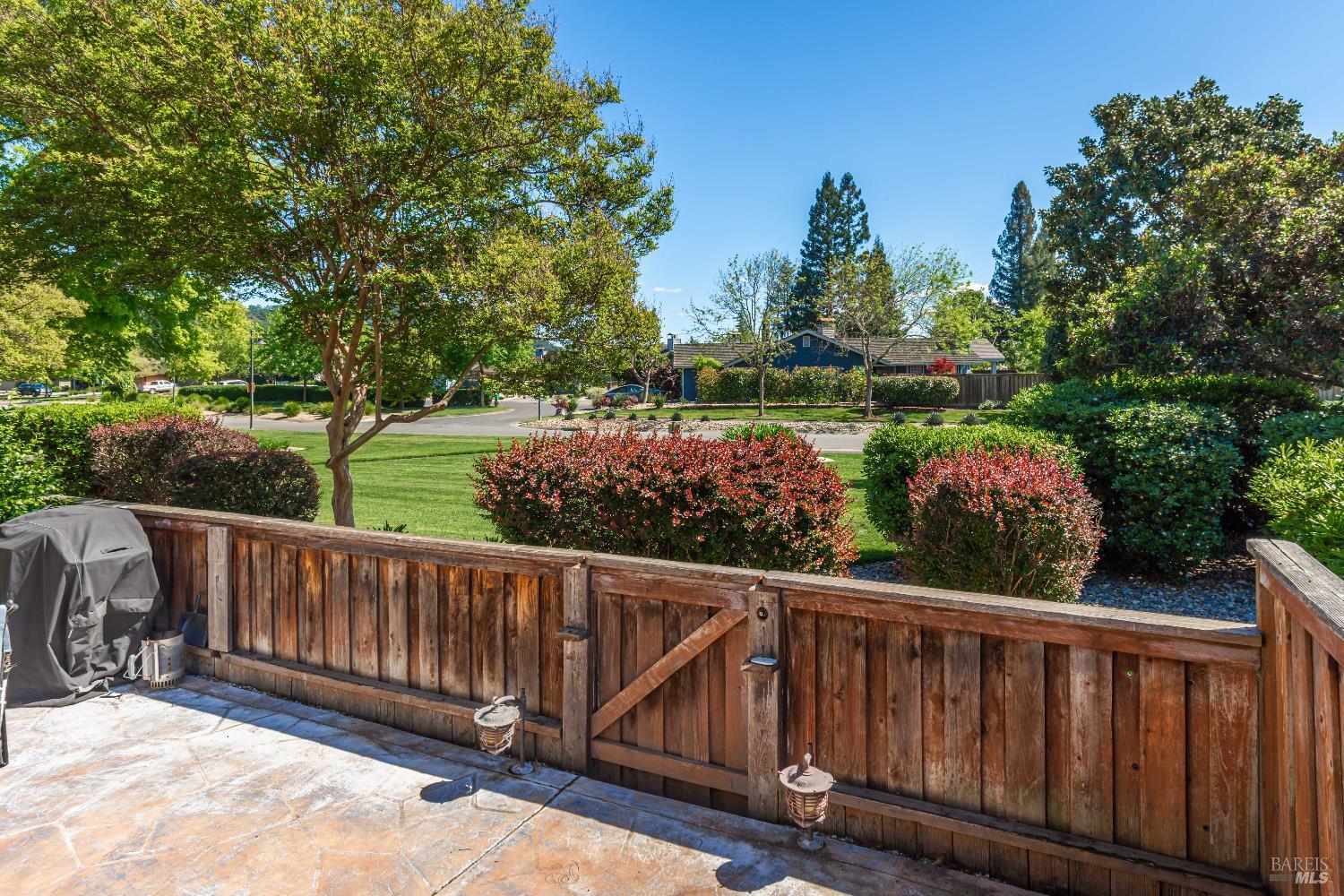 1913 Hopper Way Yountville CA 94599