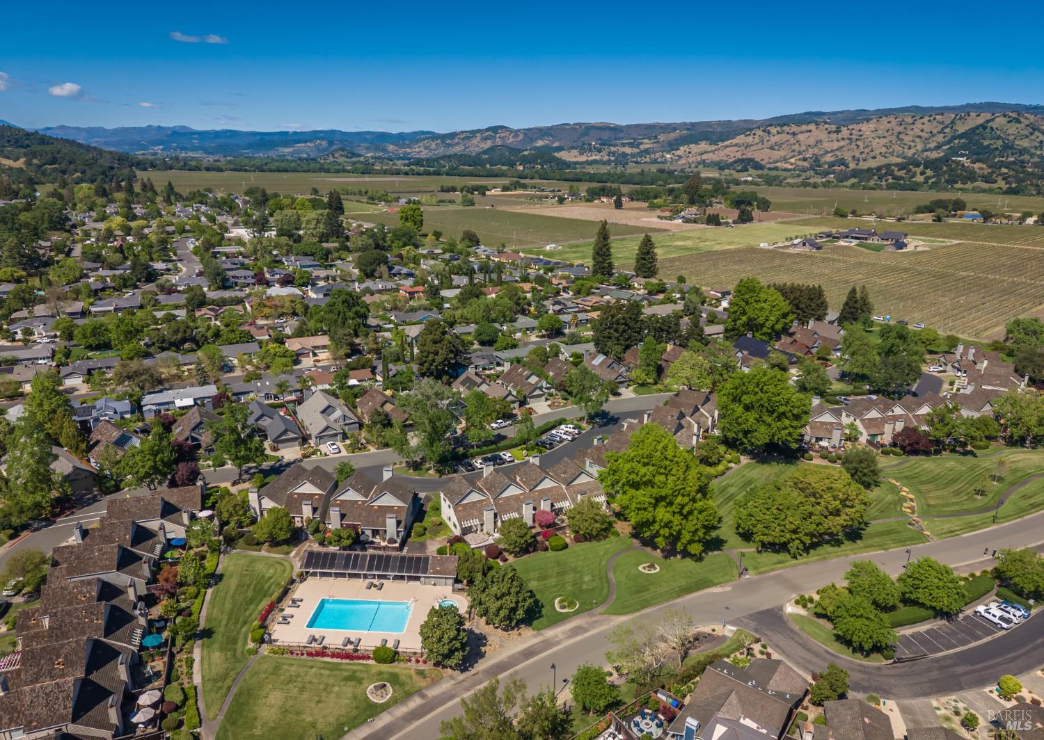 1913 Hopper Way Yountville CA 94599