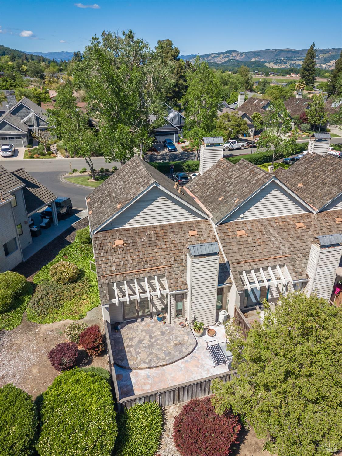 1913 Hopper Way Yountville CA 94599