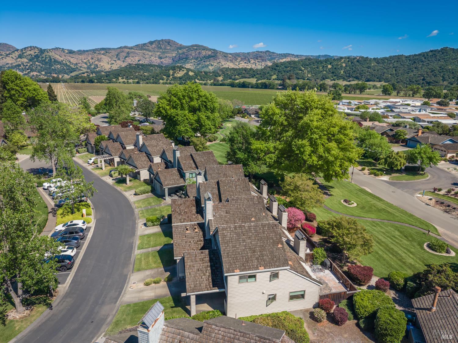 1913 Hopper Way Yountville CA 94599