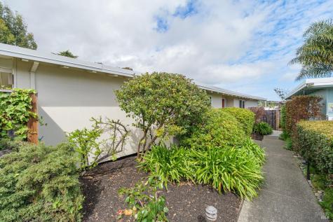 50 Porto Bello Drive San Rafael CA 94901