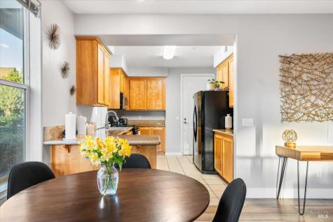 950 Campoy Street Santa Rosa CA 95407