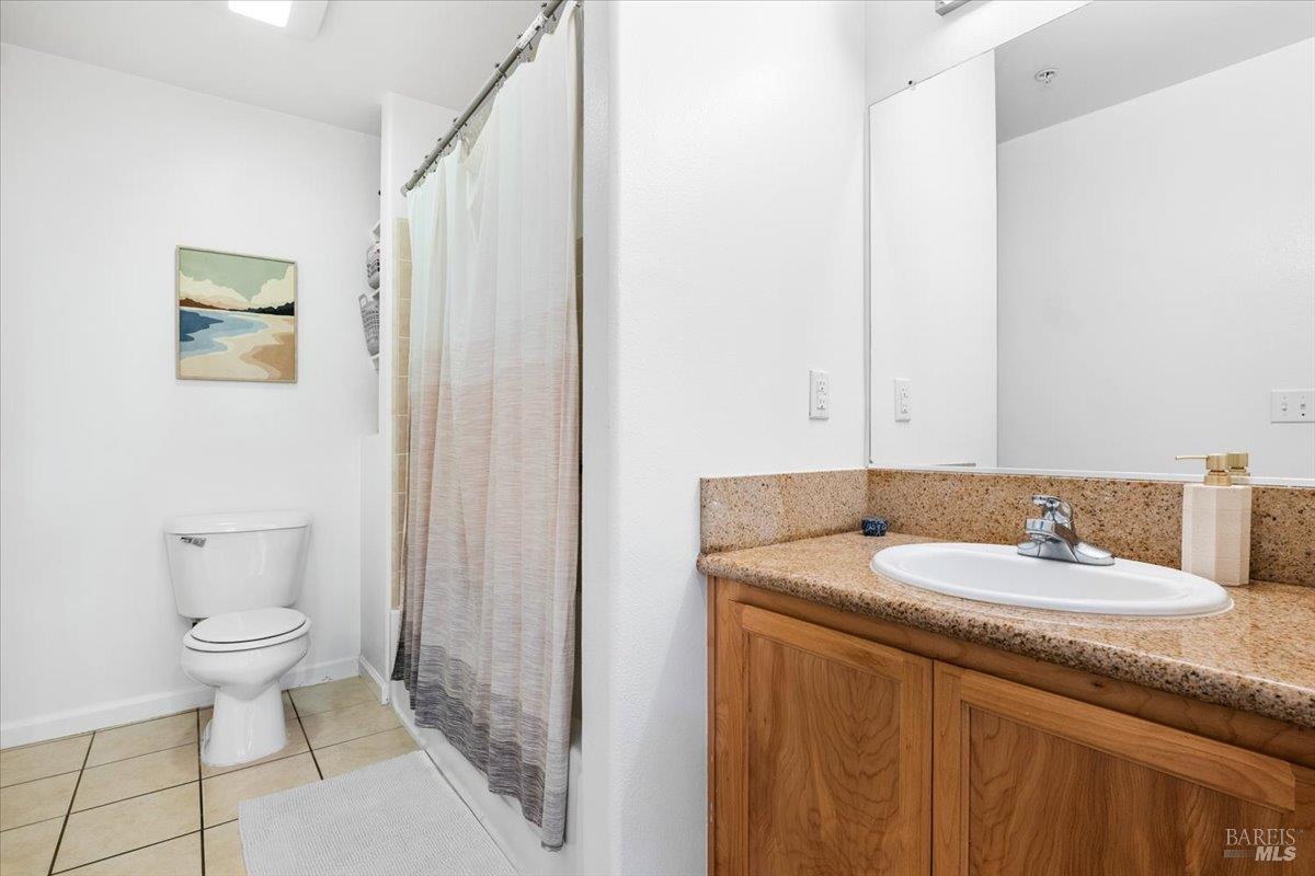 950 Campoy Street Santa Rosa CA 95407