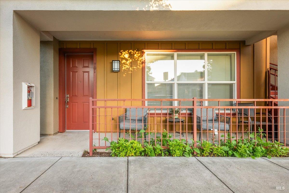 950 Campoy Street Santa Rosa CA 95407