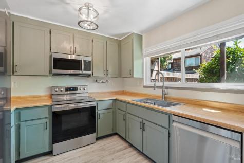 8016 Sunflower Drive Cotati CA 94931