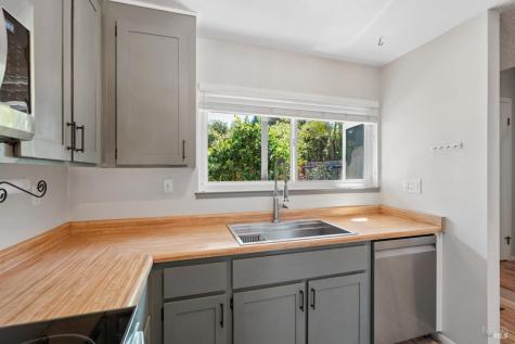 8016 Sunflower Drive Cotati CA 94931