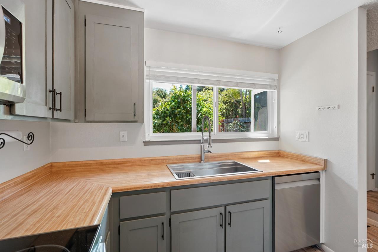 8016 Sunflower Drive Cotati CA 94931