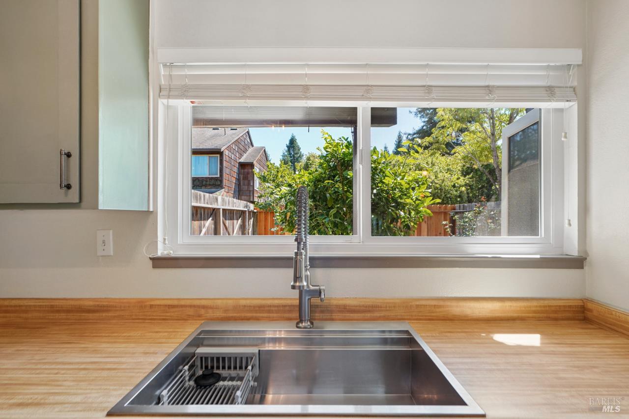 8016 Sunflower Drive Cotati CA 94931