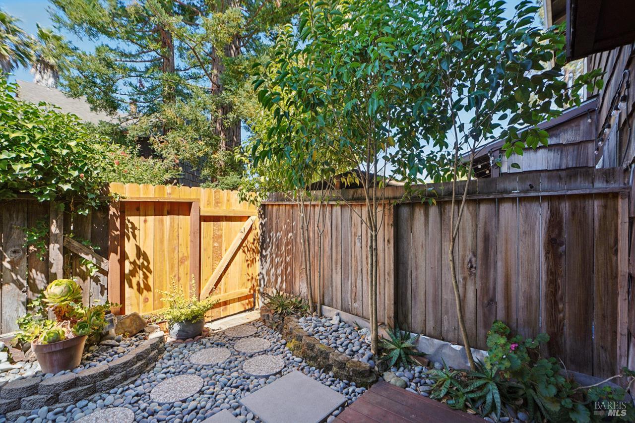 8016 Sunflower Drive Cotati CA 94931