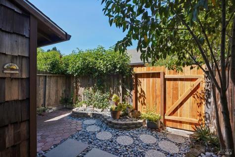 8016 Sunflower Drive Cotati CA 94931