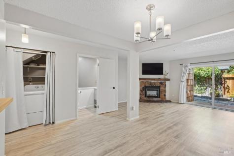 8016 Sunflower Drive Cotati CA 94931