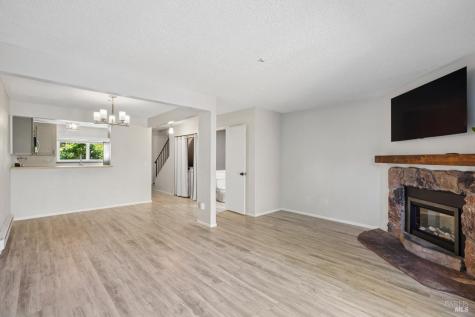 8016 Sunflower Drive Cotati CA 94931