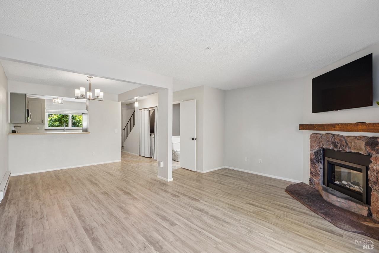 8016 Sunflower Drive Cotati CA 94931
