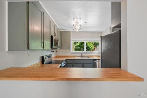 8016 Sunflower Drive Cotati CA 94931