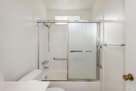 19 Manchester Court Novato CA 94947