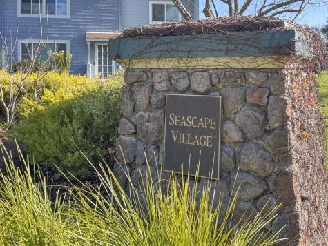 19 Manchester Court Novato CA 94947