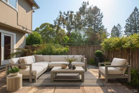 5015 Charmian Drive Santa Rosa CA 95409