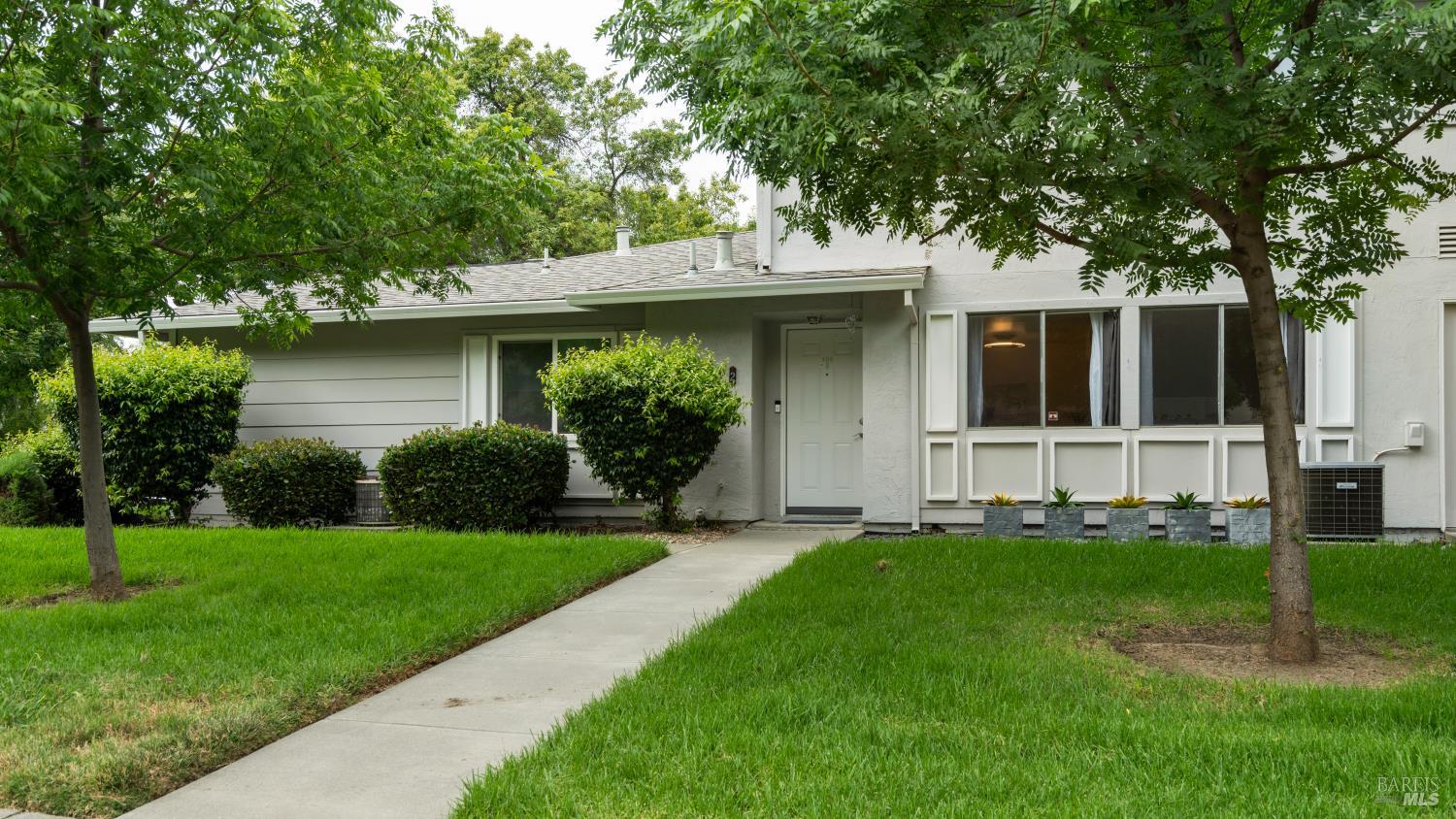106 Del Rio Court Vacaville CA 95687