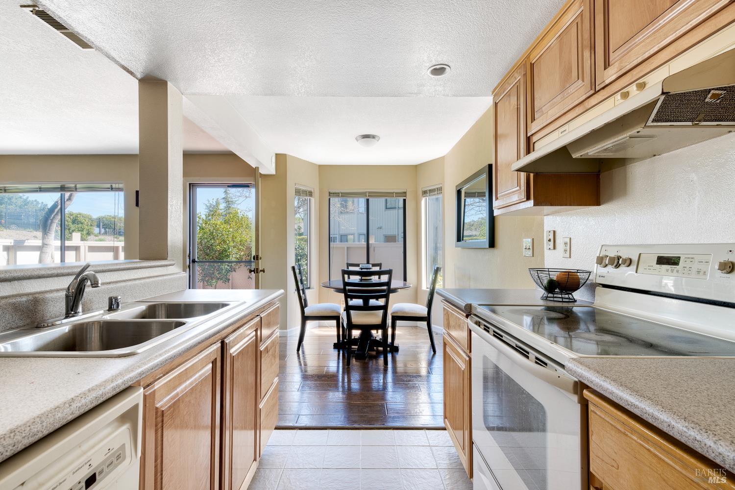 29 Sailmaker Court San Rafael CA 94903