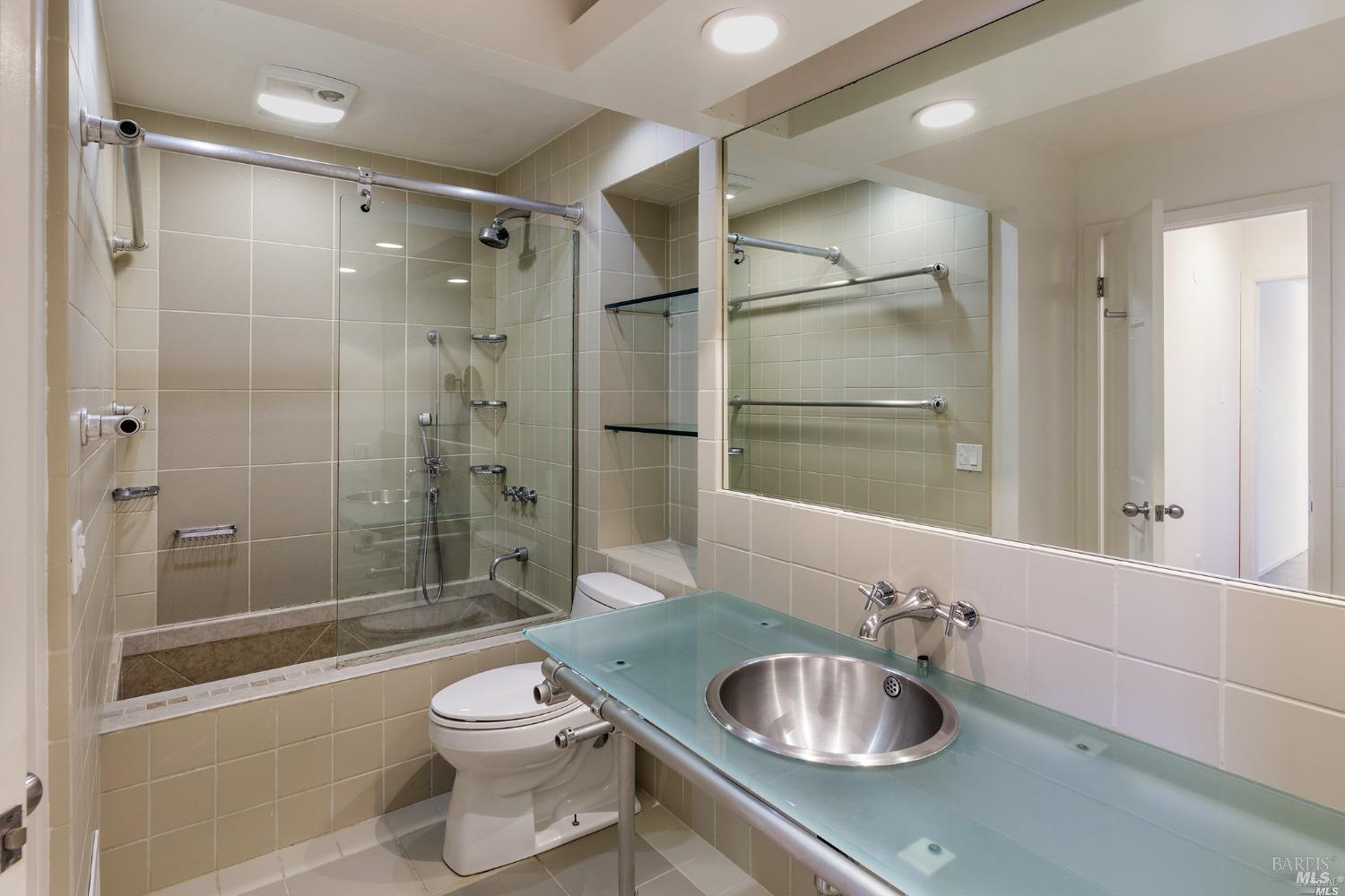 198 Cazneau Avenue Sausalito CA 94965