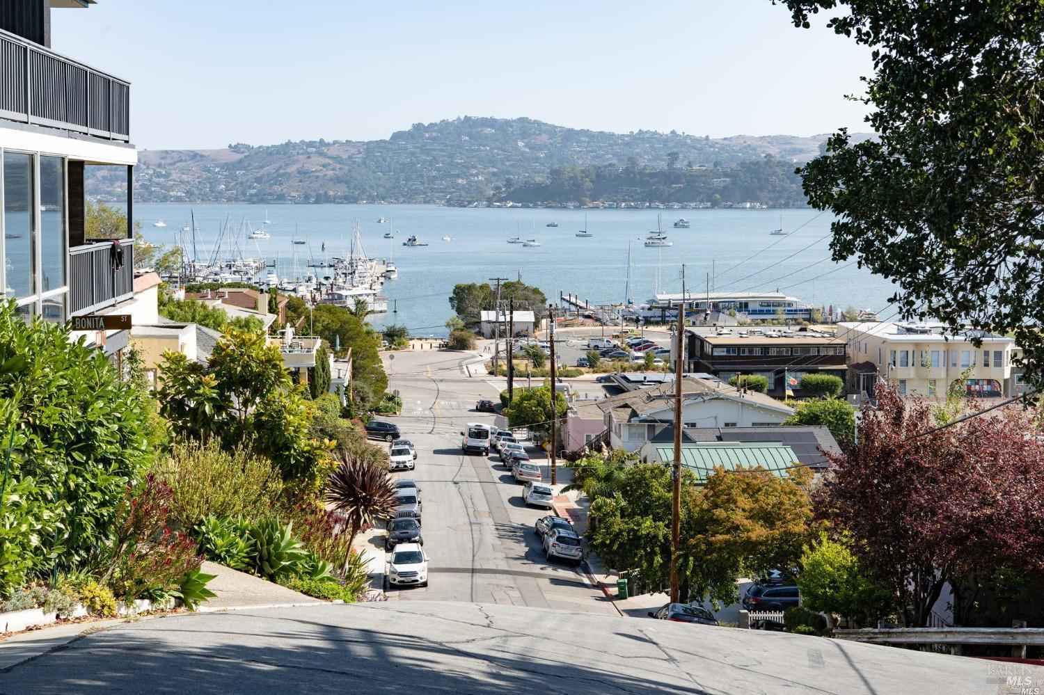 198 Cazneau Avenue Sausalito CA 94965
