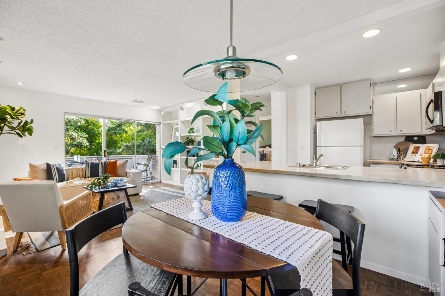 781 W Spain Street Sonoma CA 95476