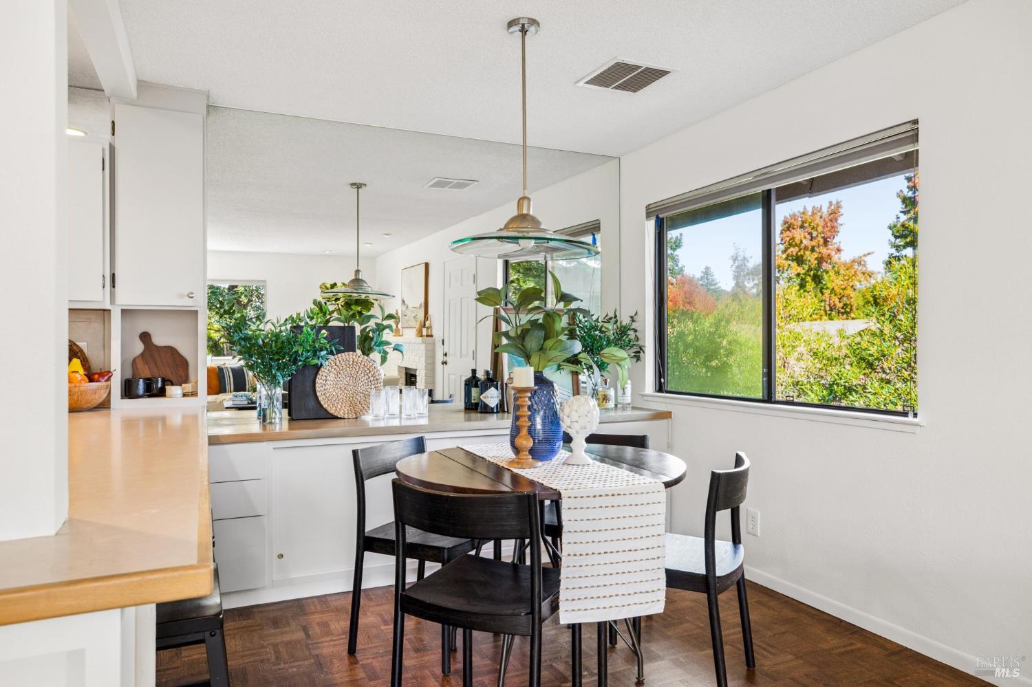 781 W Spain Street Sonoma CA 95476