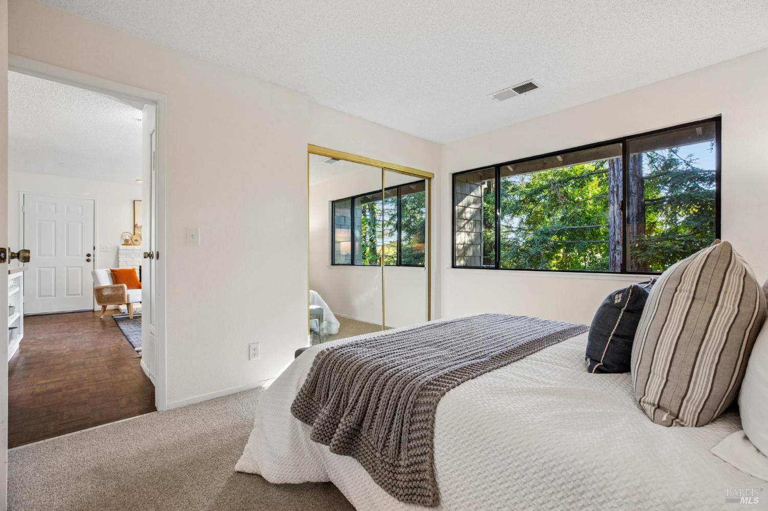 781 W Spain Street Sonoma CA 95476