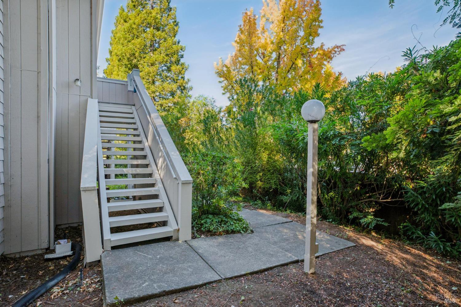 781 W Spain Street Sonoma CA 95476