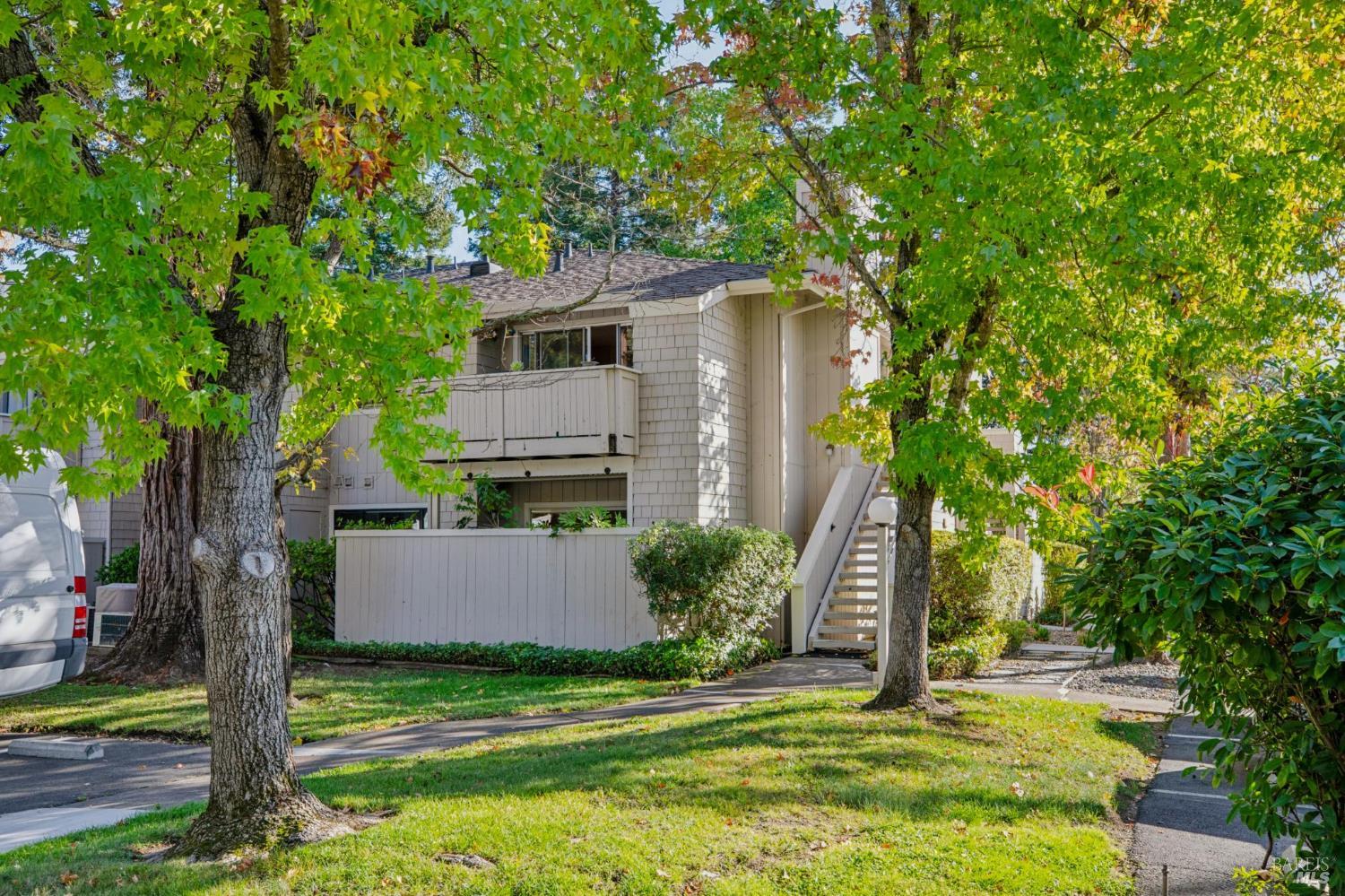 781 W Spain Street Sonoma CA 95476