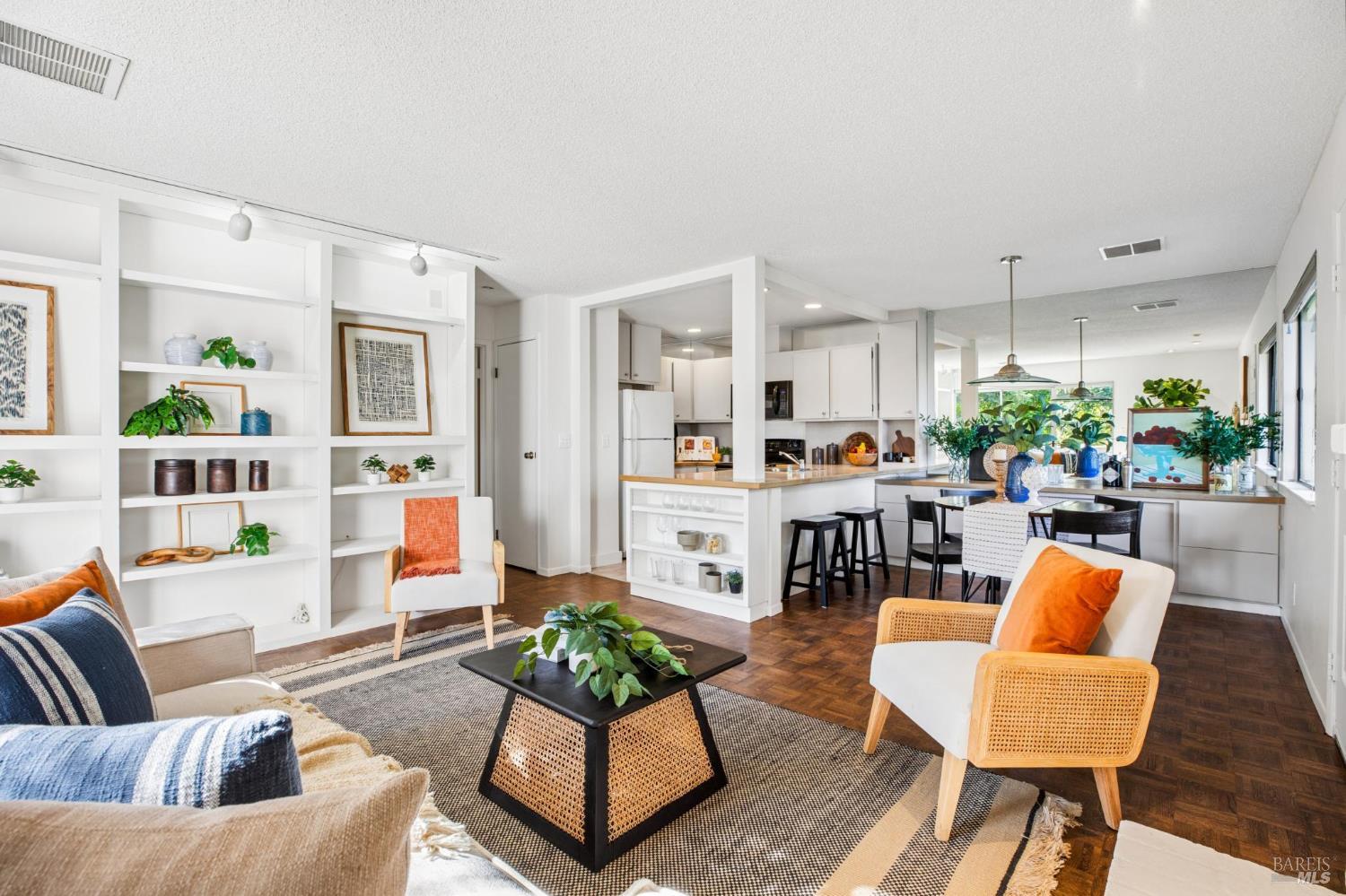 781 W Spain Street Sonoma CA 95476
