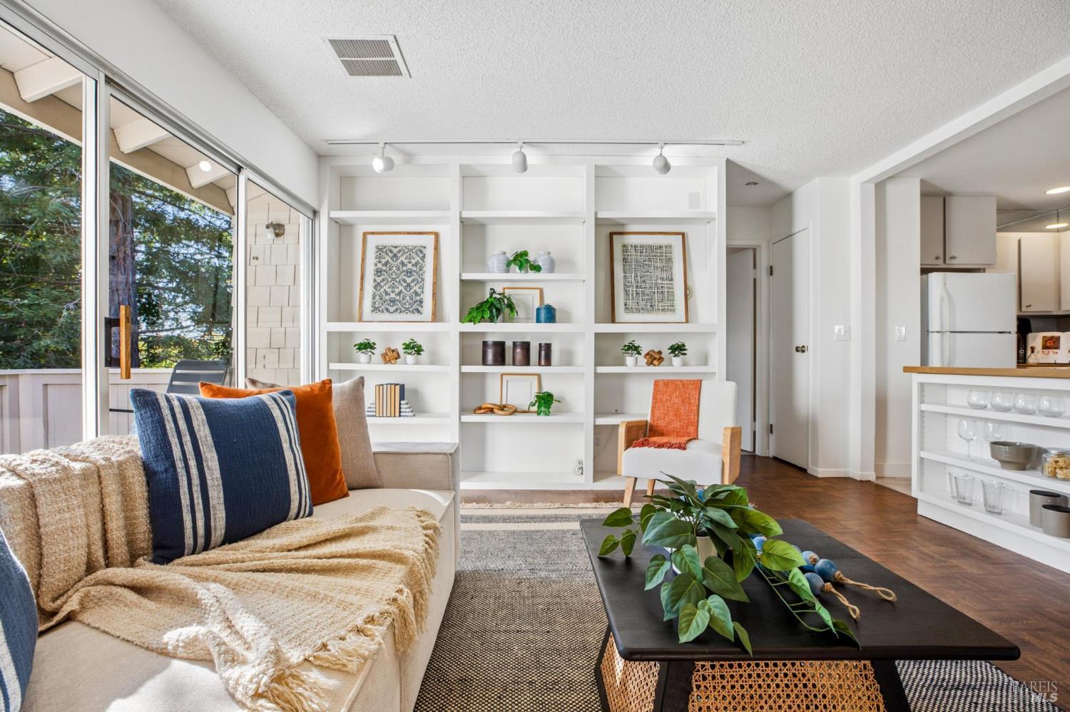 781 W Spain Street Sonoma CA 95476