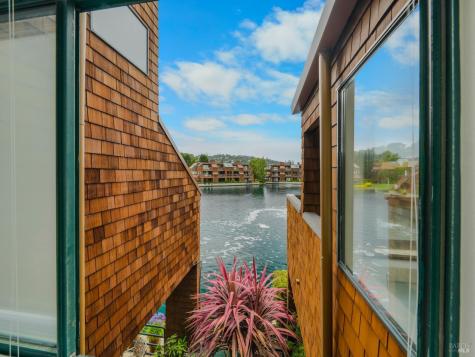 34 Lagoon Vista Tiburon CA 94920