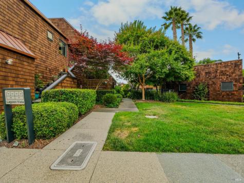 34 Lagoon Vista Tiburon CA 94920