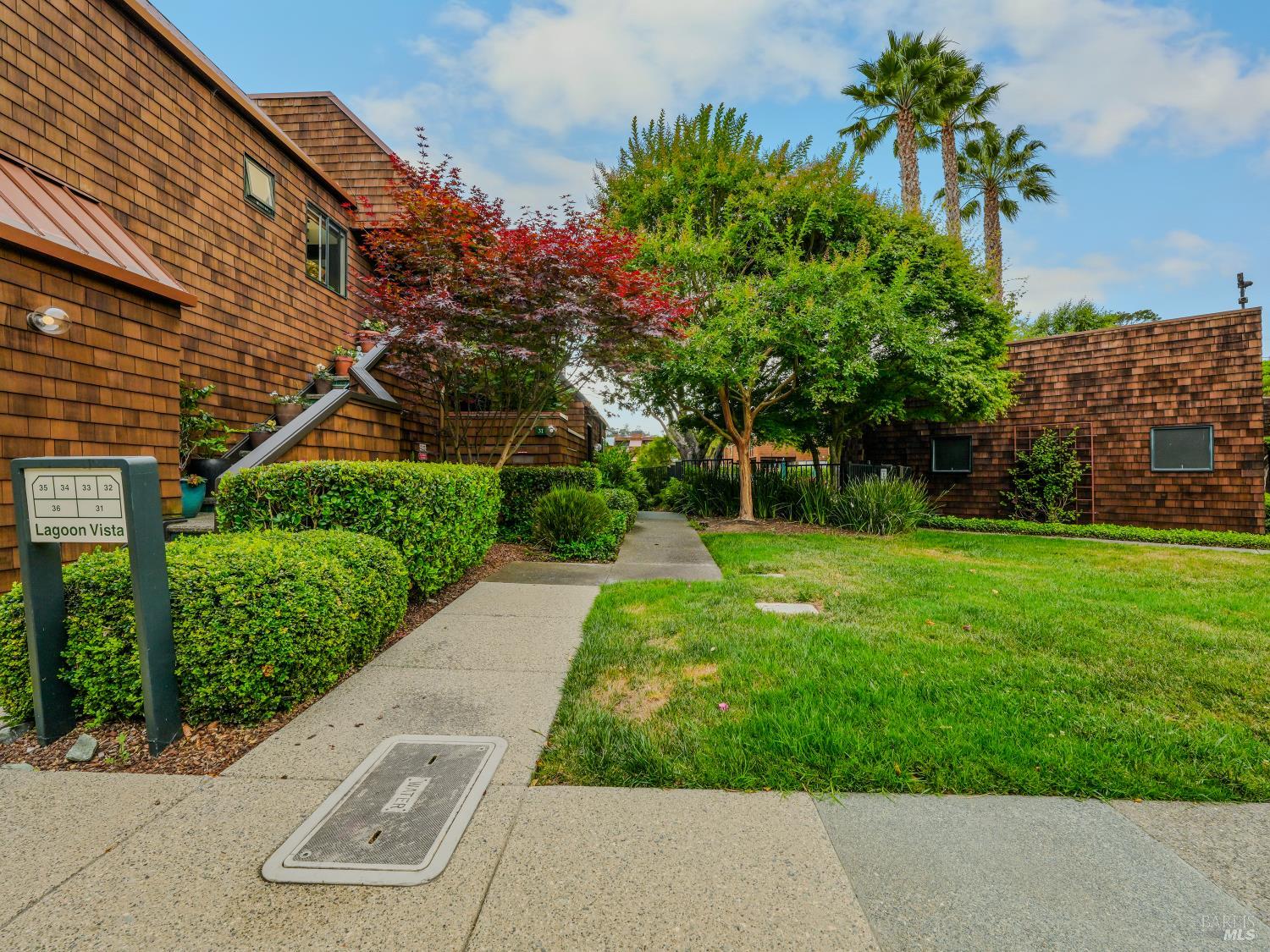 34 Lagoon Vista Tiburon CA 94920