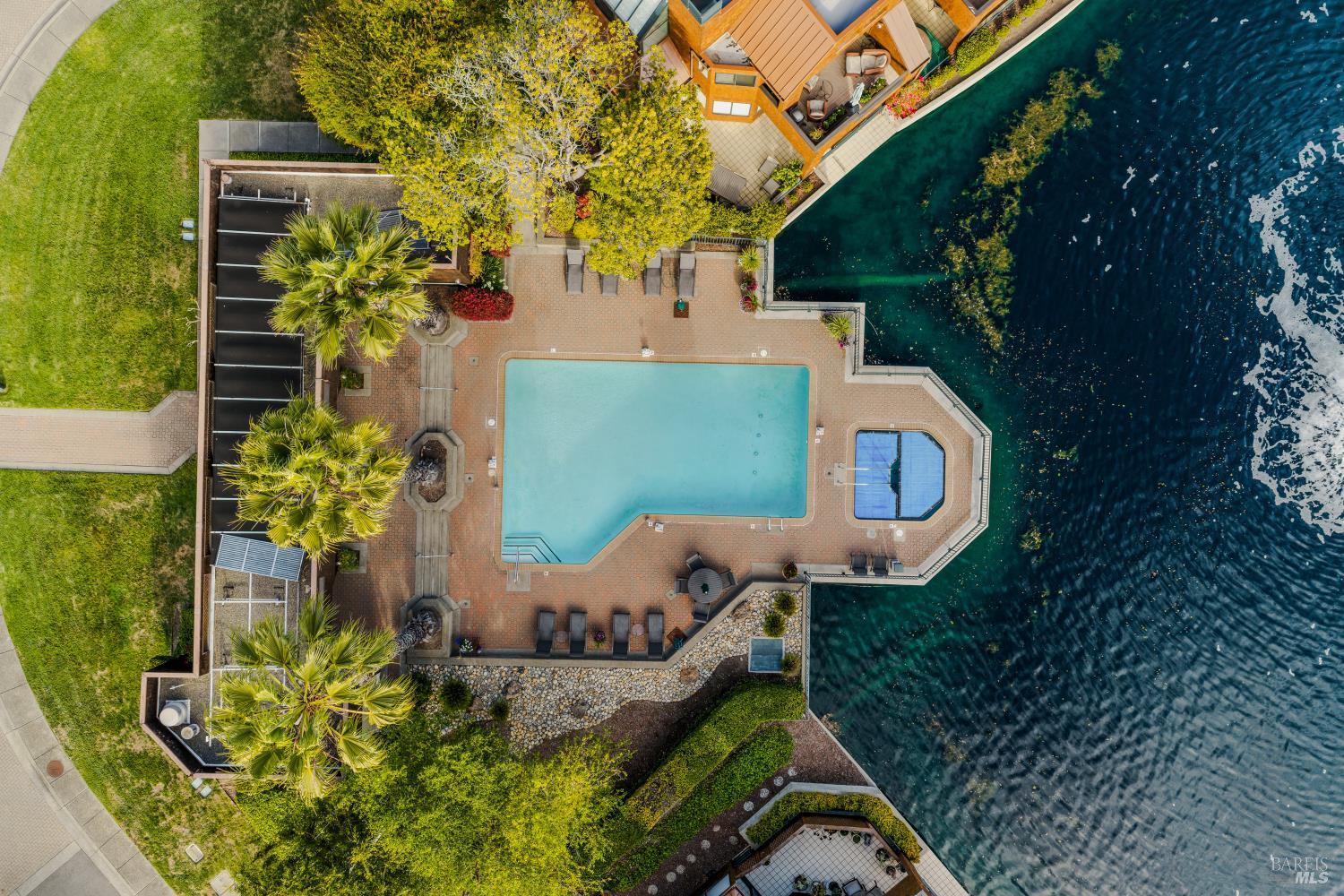 34 Lagoon Vista Tiburon CA 94920