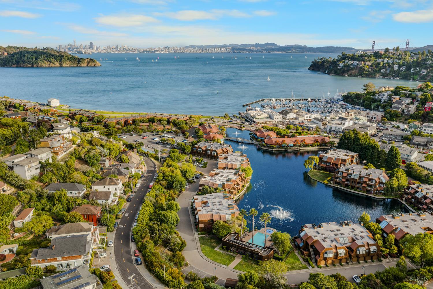 34 Lagoon Vista Tiburon CA 94920