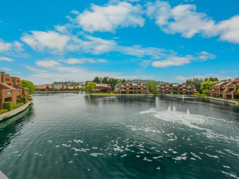 34 Lagoon Vista Tiburon CA 94920