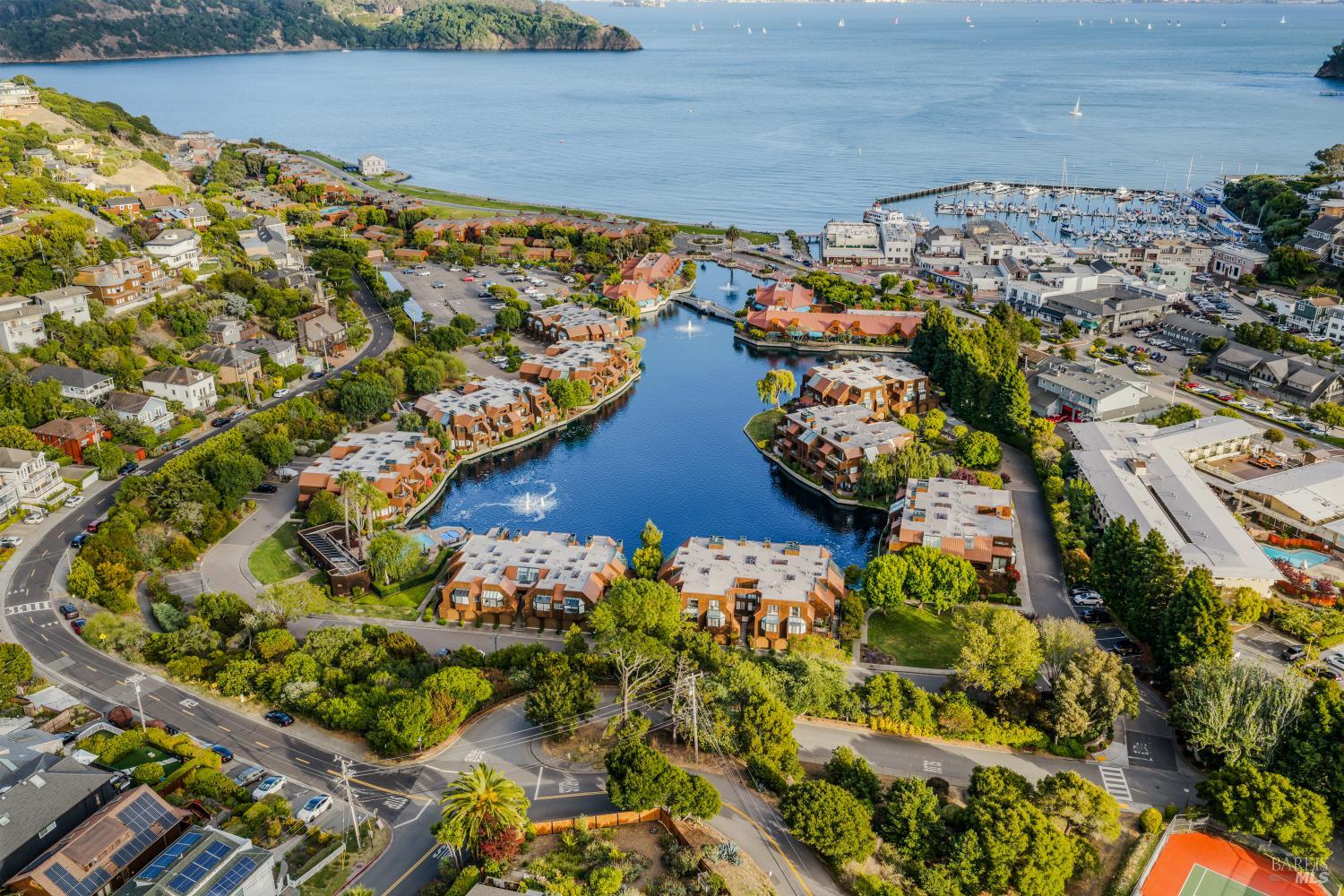 34 Lagoon Vista Tiburon CA 94920