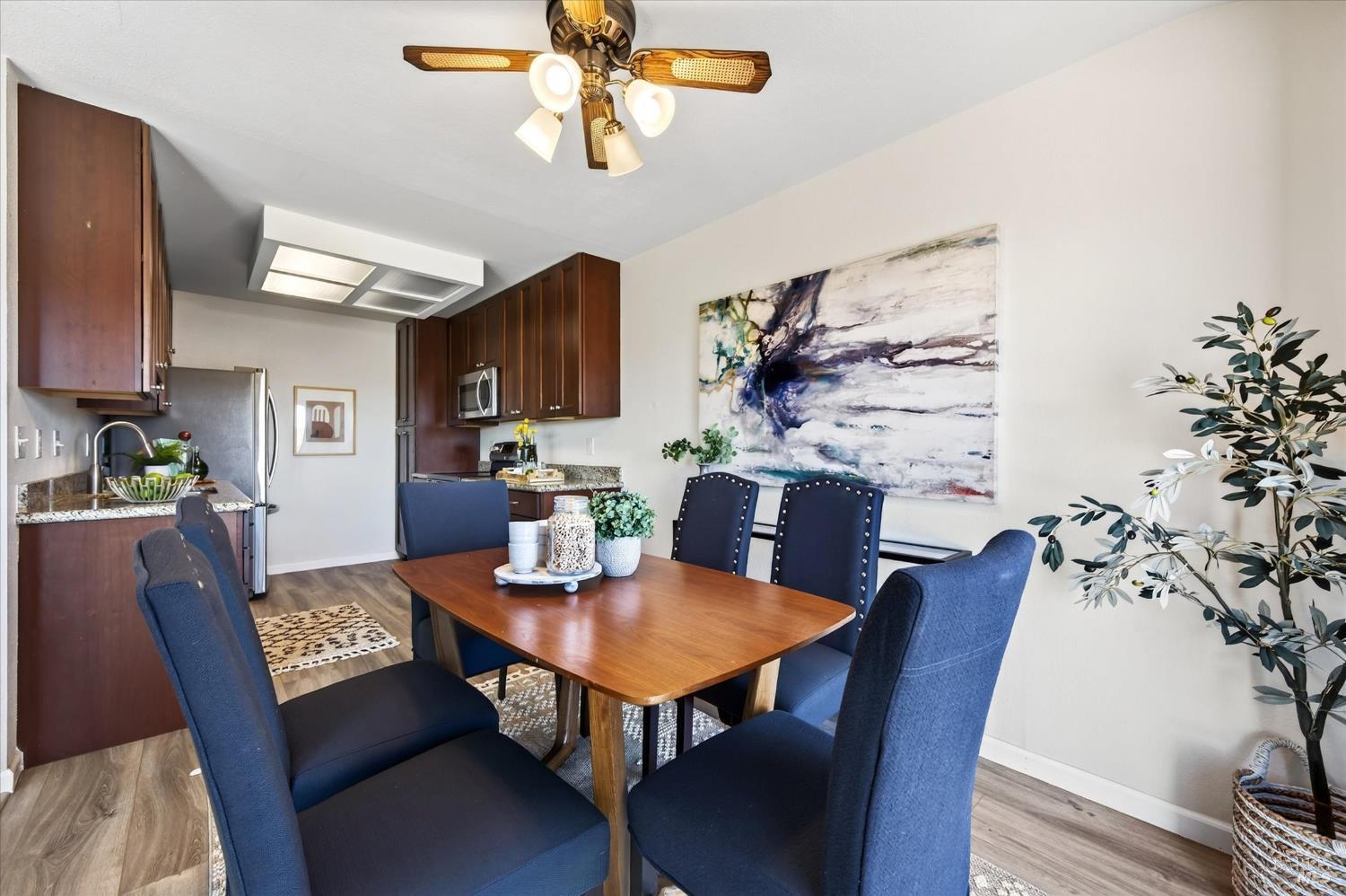 1528 London Circle Benicia CA 94510