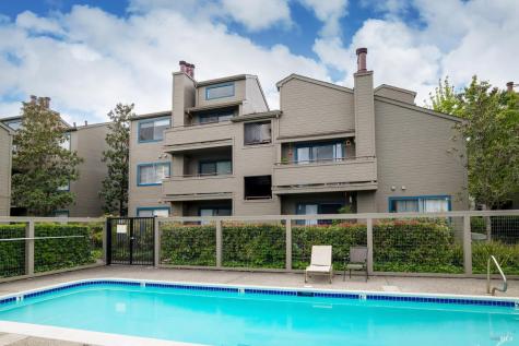 312 Seagull Row Novato CA 94945