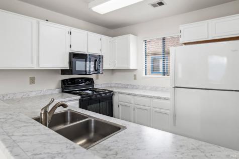 312 Seagull Row Novato CA 94945