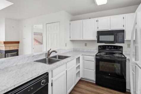 312 Seagull Row Novato CA 94945