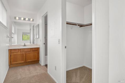 312 Seagull Row Novato CA 94945