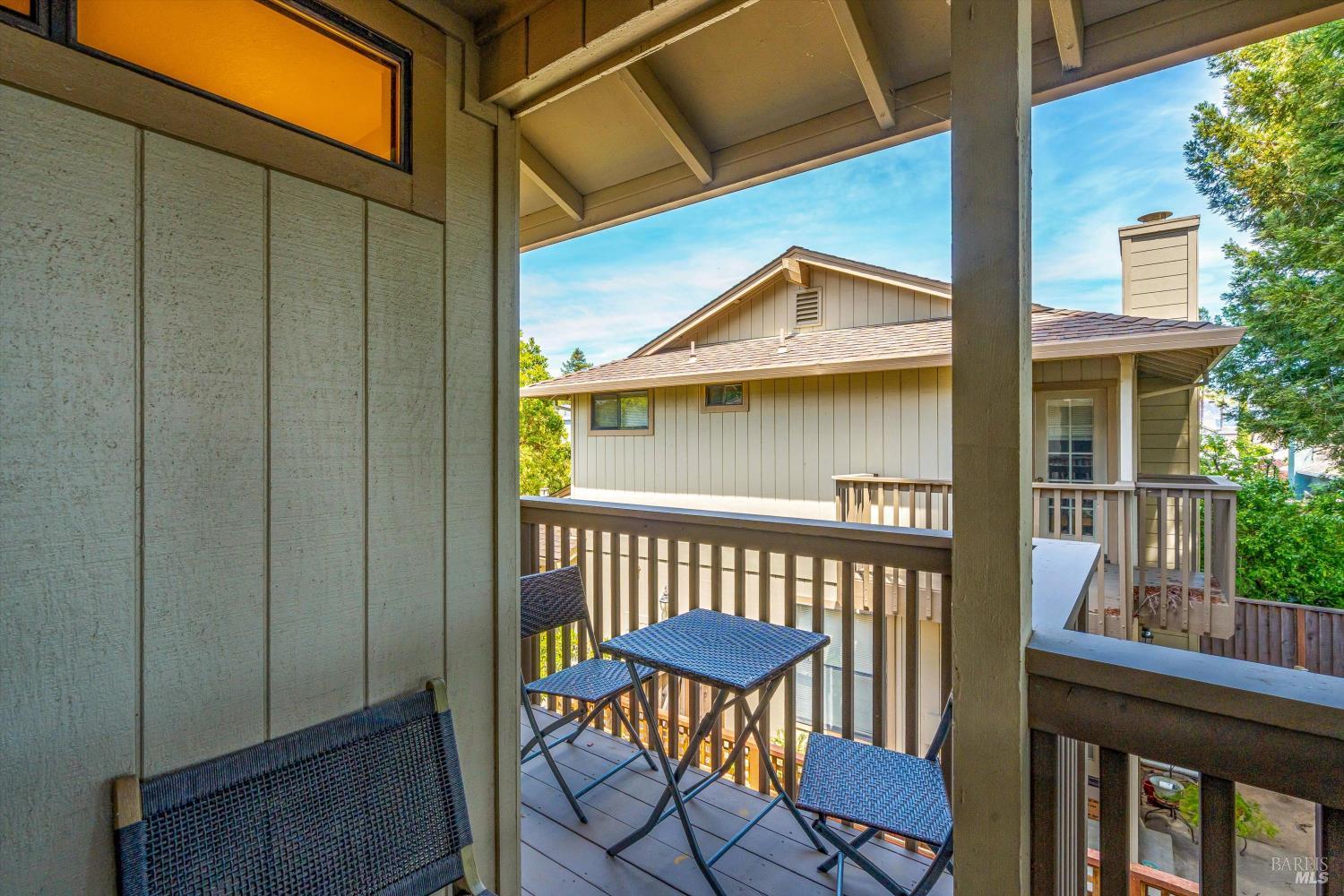 3204 Villa Lane Napa CA 94558