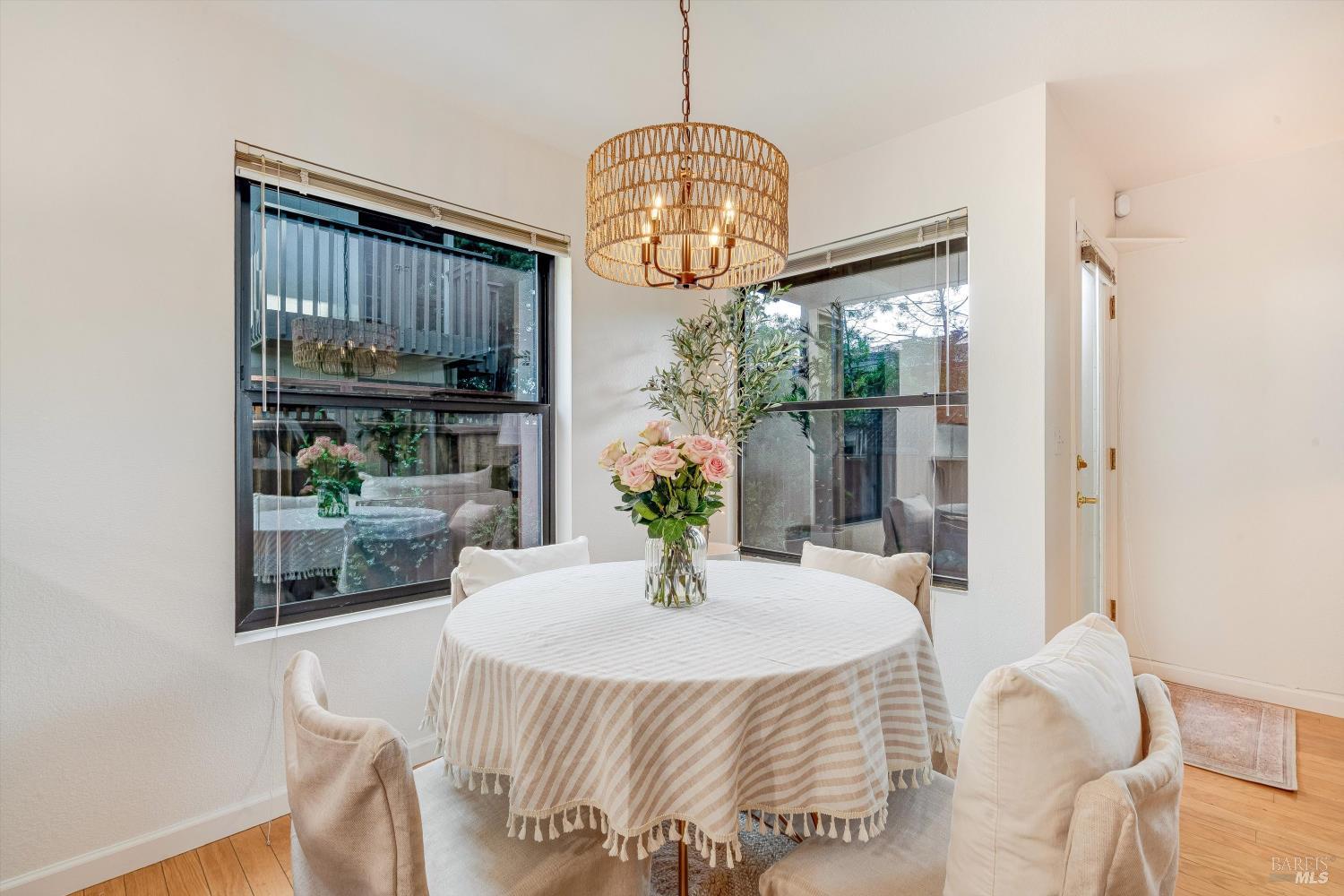 3204 Villa Lane Napa CA 94558