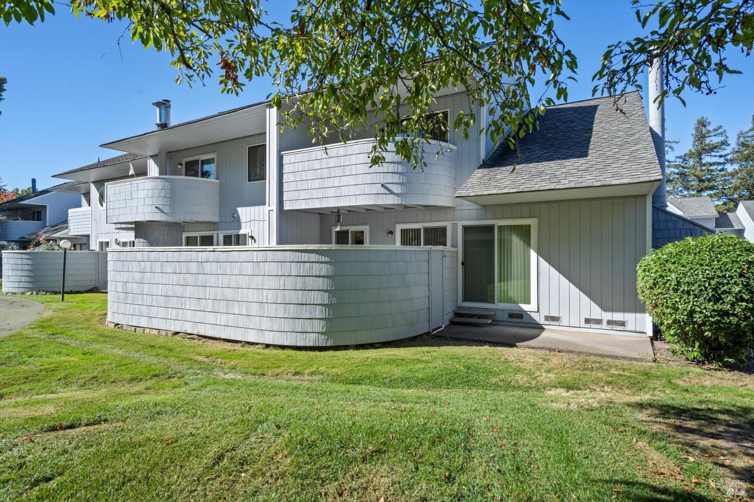 2791 Mcbride Lane Santa Rosa CA 95403