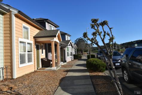 112 Treadway Court Cloverdale CA 95425